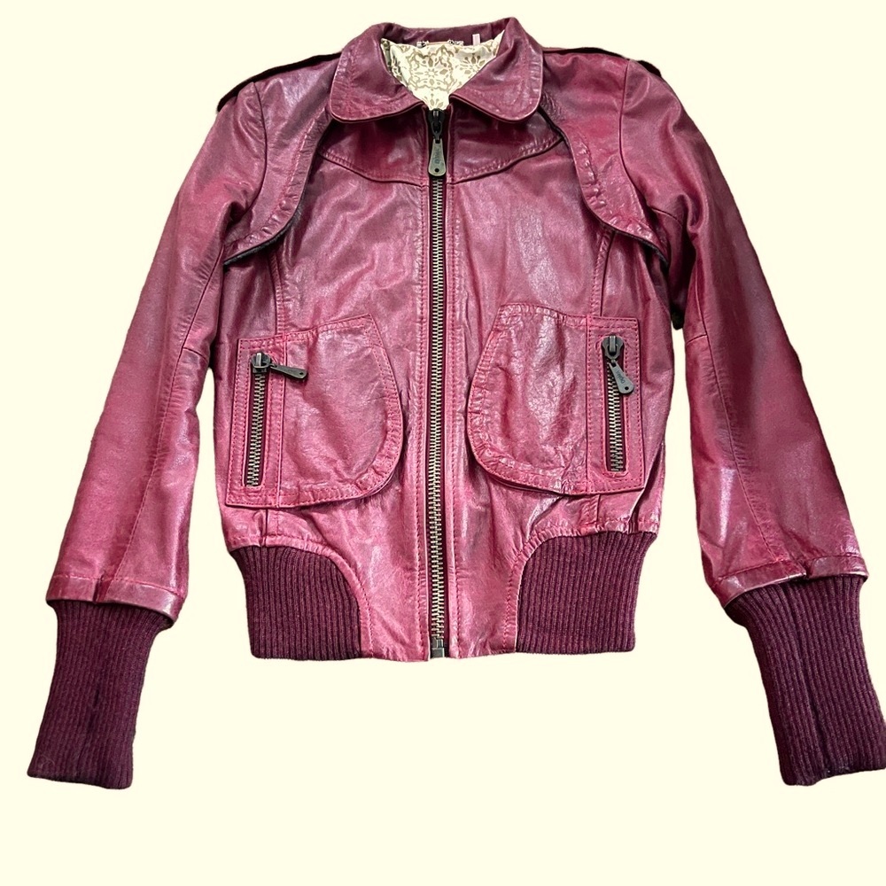DOMA Leather Jacket Distressed Moto Jacket Knit Sleeve Patch Pockets size small